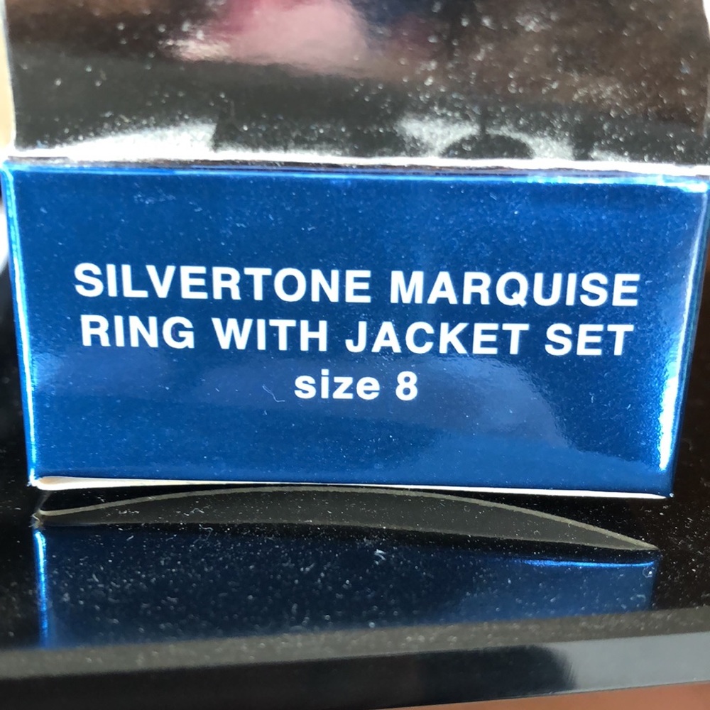 Avon ring set - Picture 2 of 2